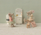 Preview: Maileg Mama Maus mit hellem Kleid