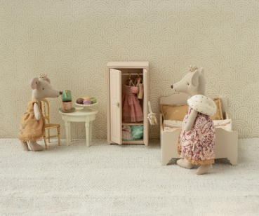 Szene mit Maileg Königin Maus