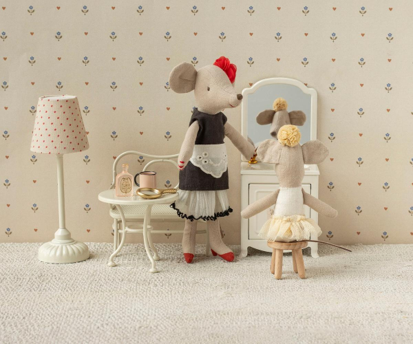 Szene mit kleiner Schwester Maus als Ballerina